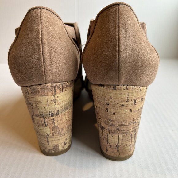 Women's Lifestride Soft System Perforated Wedge Sandal Tan Size 9.5 - Picture 4 of 9